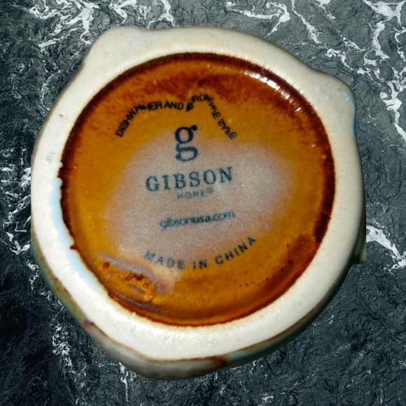 Owl City by Gibson Designs Glazed Ceramic Embossed 12 Ounces Mugs EUC Set of 2 - Picture 7 of 7